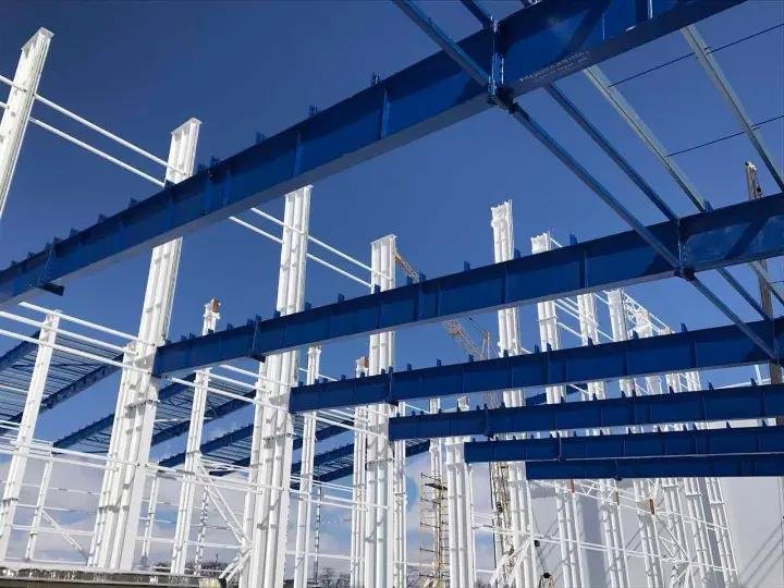 Construcții metalice - structură metalică din oțel pentru hală industrială
